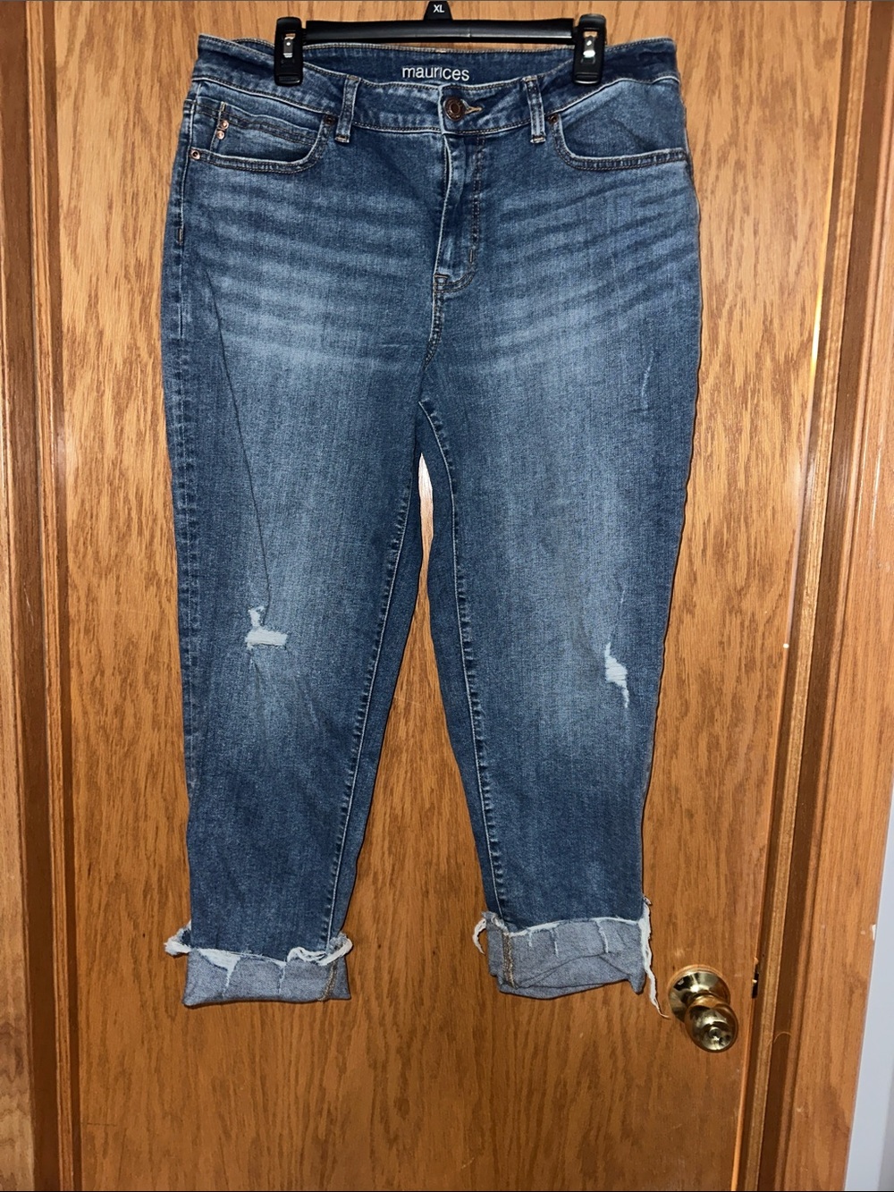 Maurices Blue Washed Distressed Cropped Jeans size 14